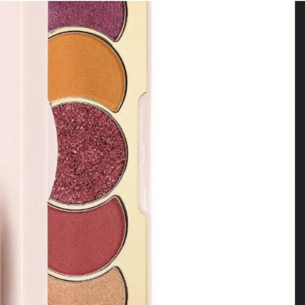 Rare Beauty brand new